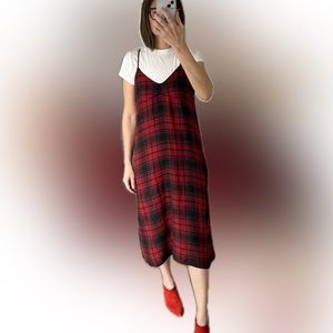 Plaid strappy midi dress!